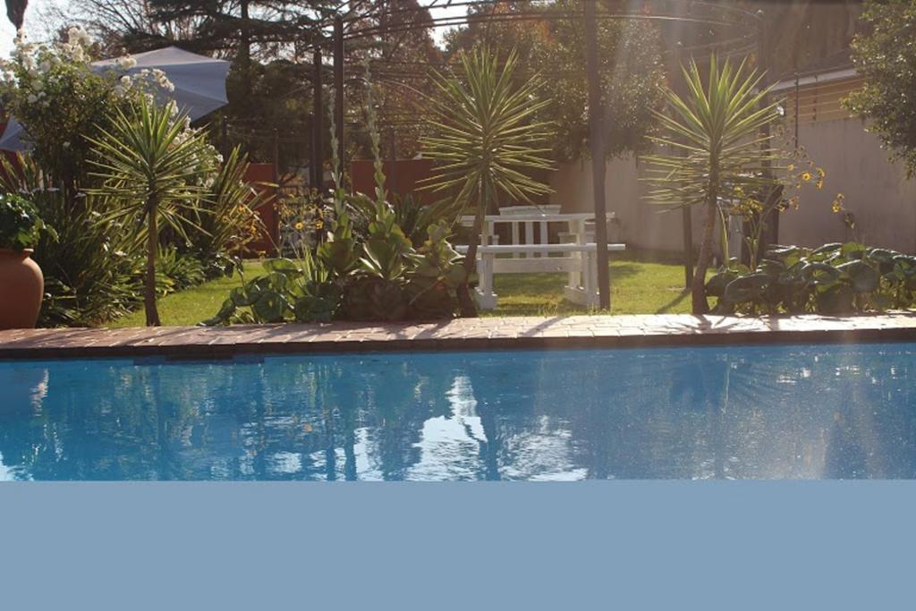 Flamboyant Guest Lodge Joanesburgo Exterior foto